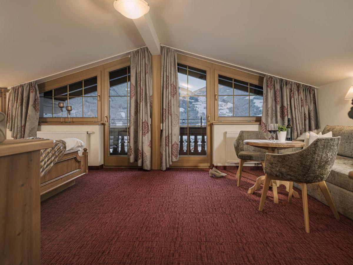 Platzlhof - Mein Hotel Im Zillertal リート・イム・ツィラータール エクステリア 写真